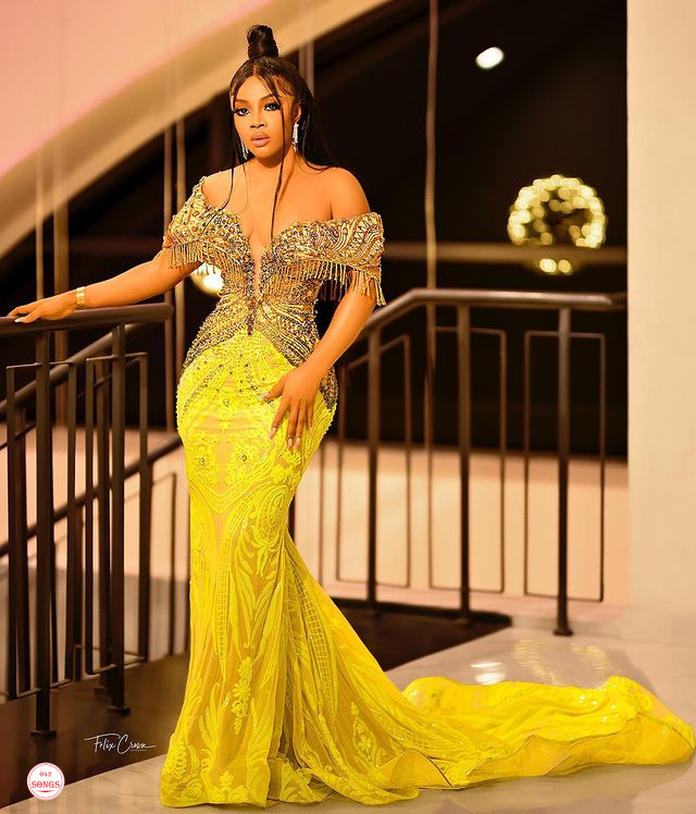“I’m almost rich enough to date Drake; tell him I’m coming” – Toke Makinwa announces