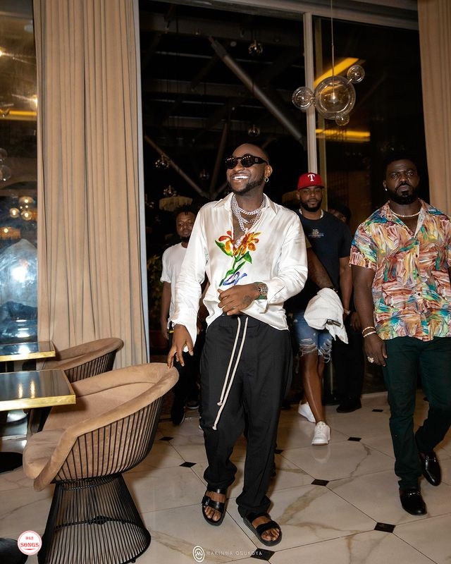 “We’re making history” – 491M followers official Instagram page says as it showers accolades on Davido