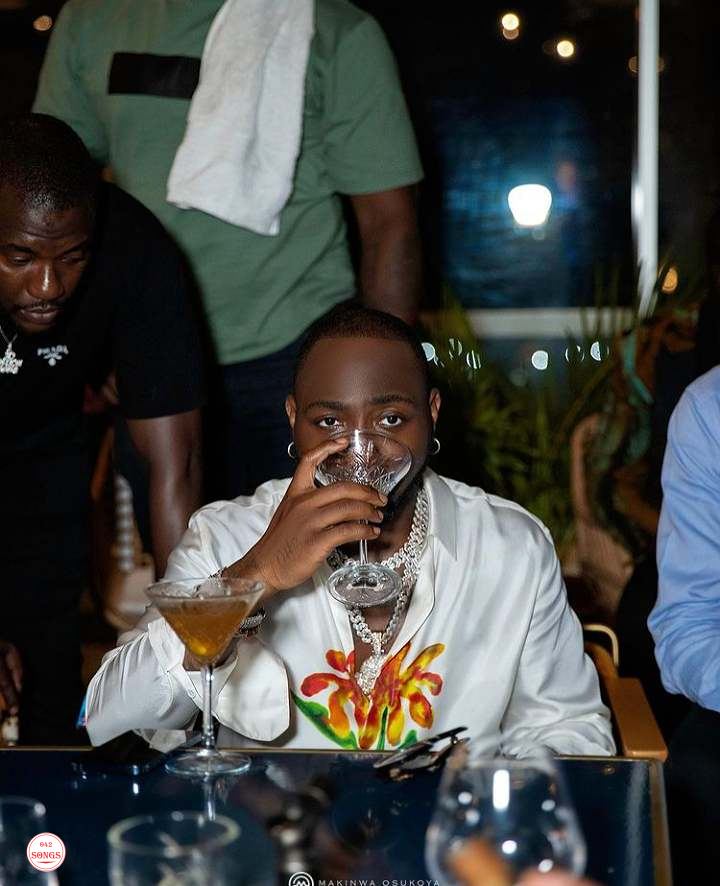 Davido sends strong message to hoodlums planning to raid his house in Banana Island