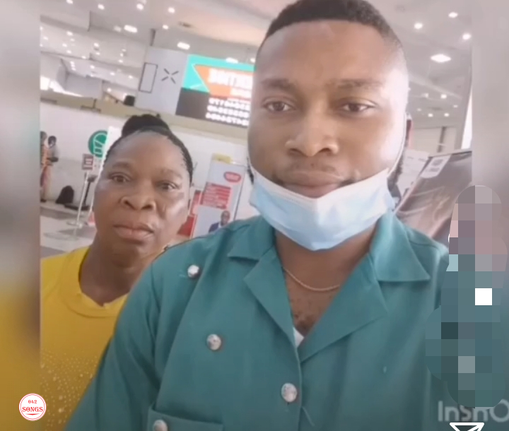 Man turns his mom’s dream into reality as she boards plane for first time
